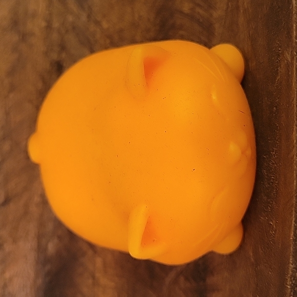 Fidgets - Picture 2 of 6